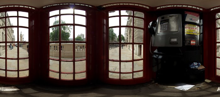 london_phonepano_700.jpg