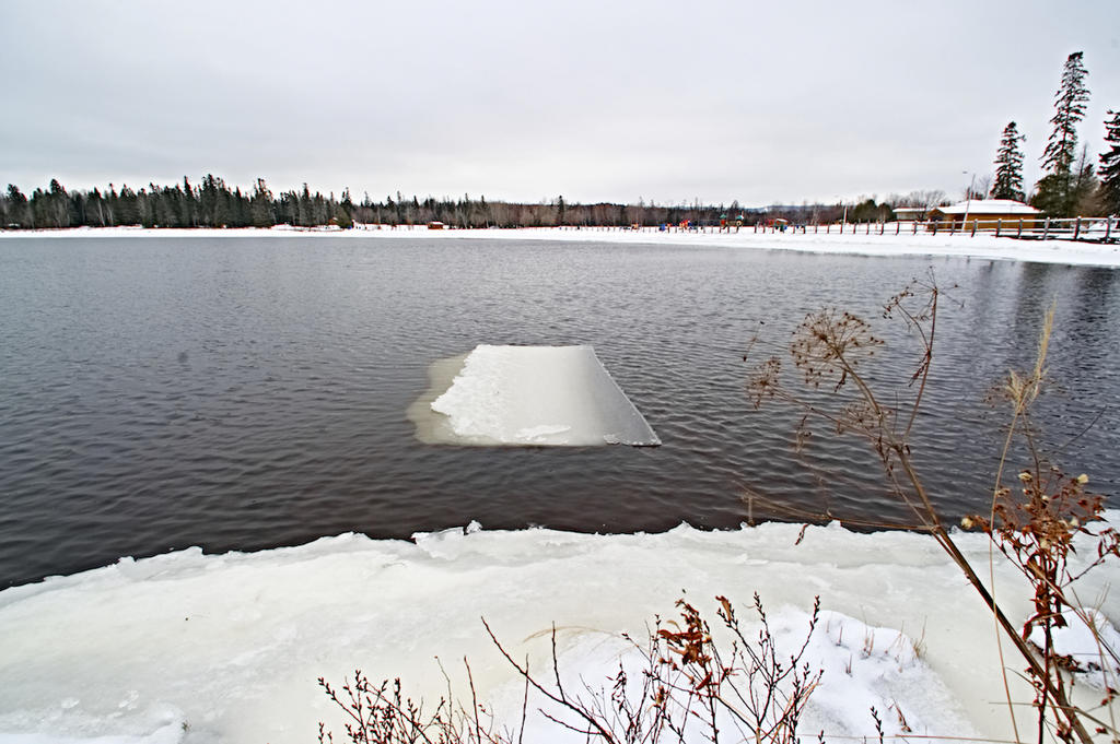 chippewa_park__thunder_bay_by_rufusthered-dbykg0x.jpg